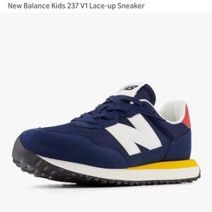 New Balance 237 V1 Navy and White Sneakers — Sold out!